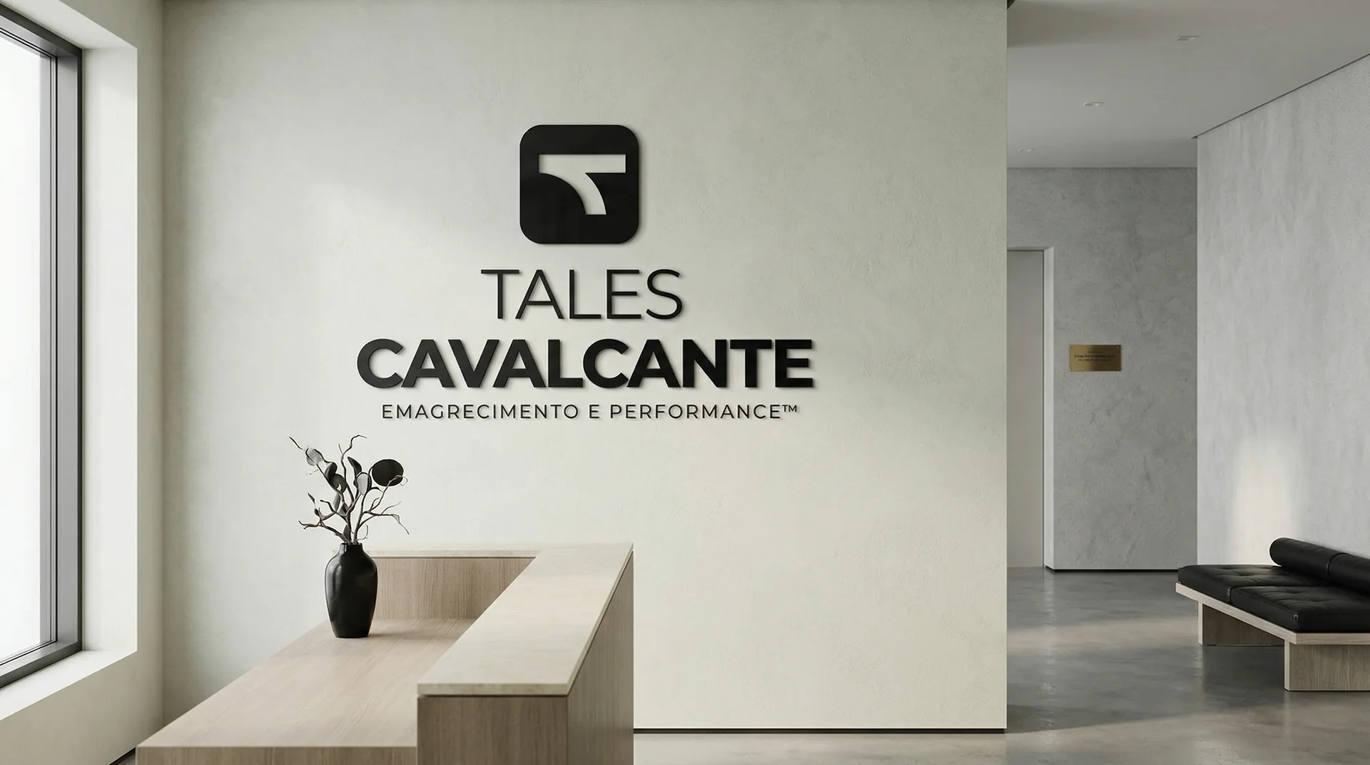 Aplicação da identidade Tales Cavalcante em ambiente clínico